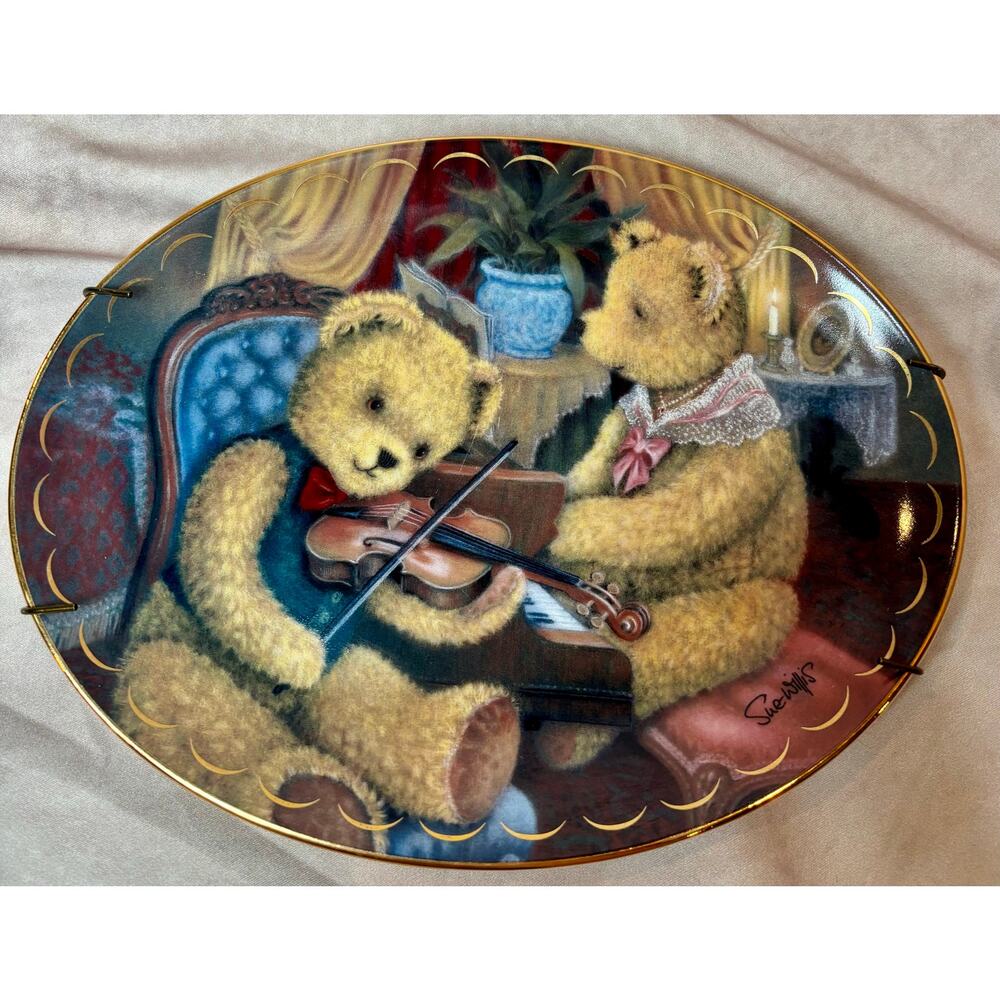 Vintage Franklin Mint Sue Willis A Musical Evening Teddy Bear Plate